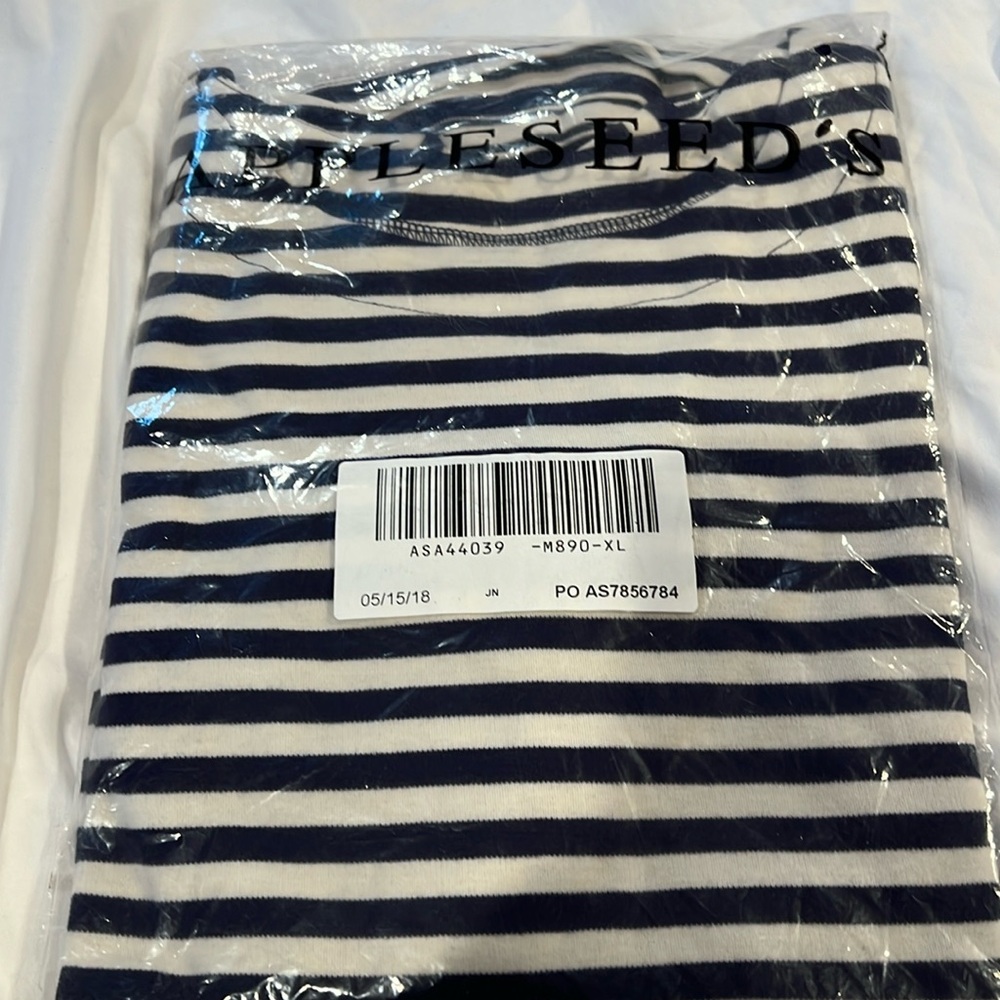 Appleseed's Women Navy and Cream Striped Long Sleeve Tee - Picture 6 of 7